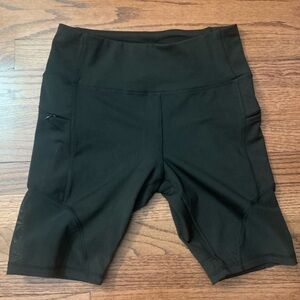 EBB & FLOW Peek-a-boo Panel Biker Shorts